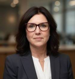 Colleen Butler Headshot